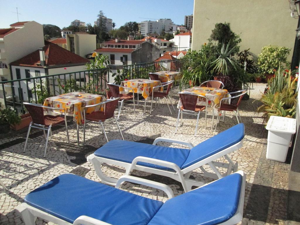 Pensao Residencial Vila Teresinha Funchal  Bagian luar foto