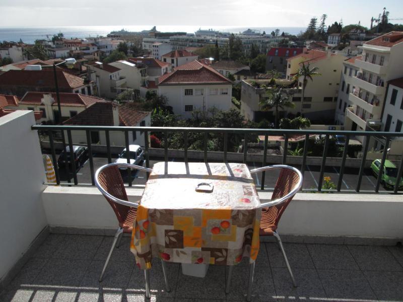 Pensao Residencial Vila Teresinha Funchal  Bagian luar foto
