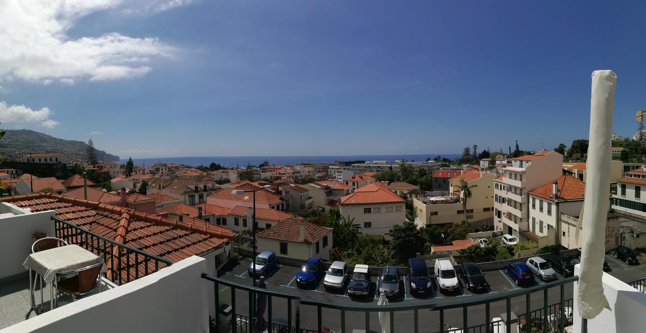 Pensao Residencial Vila Teresinha Funchal  Bagian luar foto