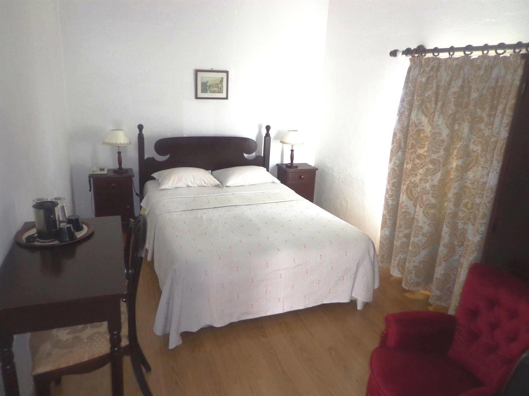 Pensao Residencial Vila Teresinha Funchal  Bagian luar foto