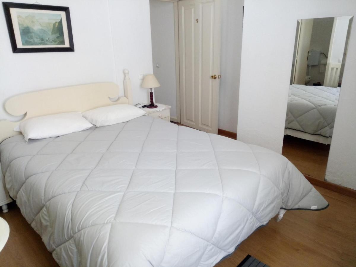 Pensao Residencial Vila Teresinha Funchal  Bagian luar foto