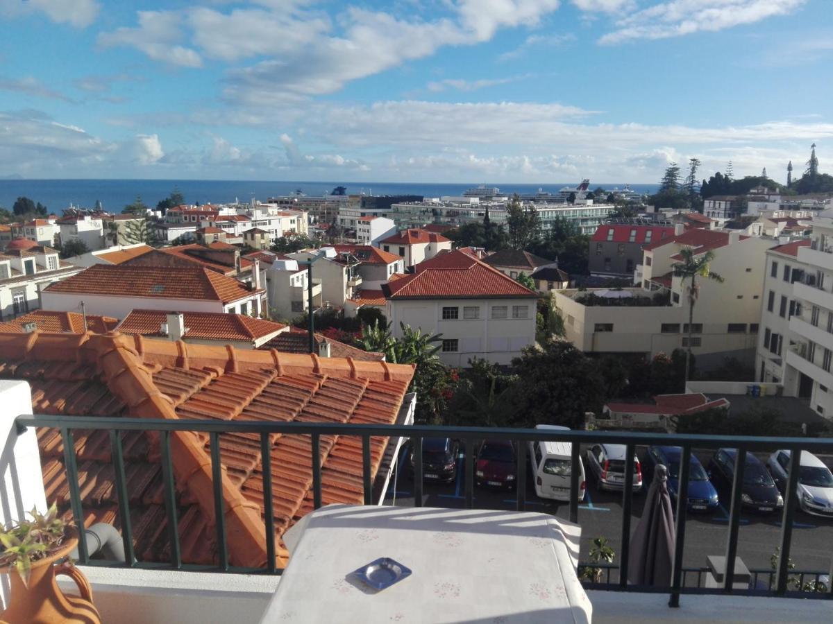 Pensao Residencial Vila Teresinha Funchal  Bagian luar foto