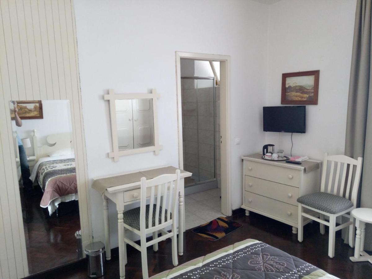 Pensao Residencial Vila Teresinha Funchal  Bagian luar foto
